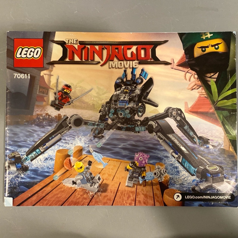 Lego Ninjago movie set water strider  set 70611